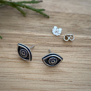 Eye Stud Earrings