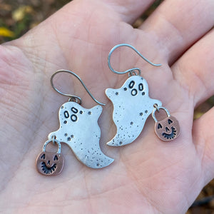 Mixed Metal Trick-or-Treat Ghostie Earrings {Silver}